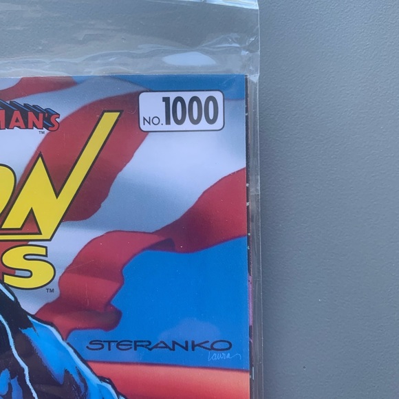 (C41) DC COMICS Action Comics #1000 1970'S Superman VARIANT COVER 2018 - Picture 4 of 9